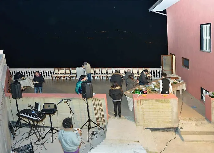 La Fortezza Farm stay *